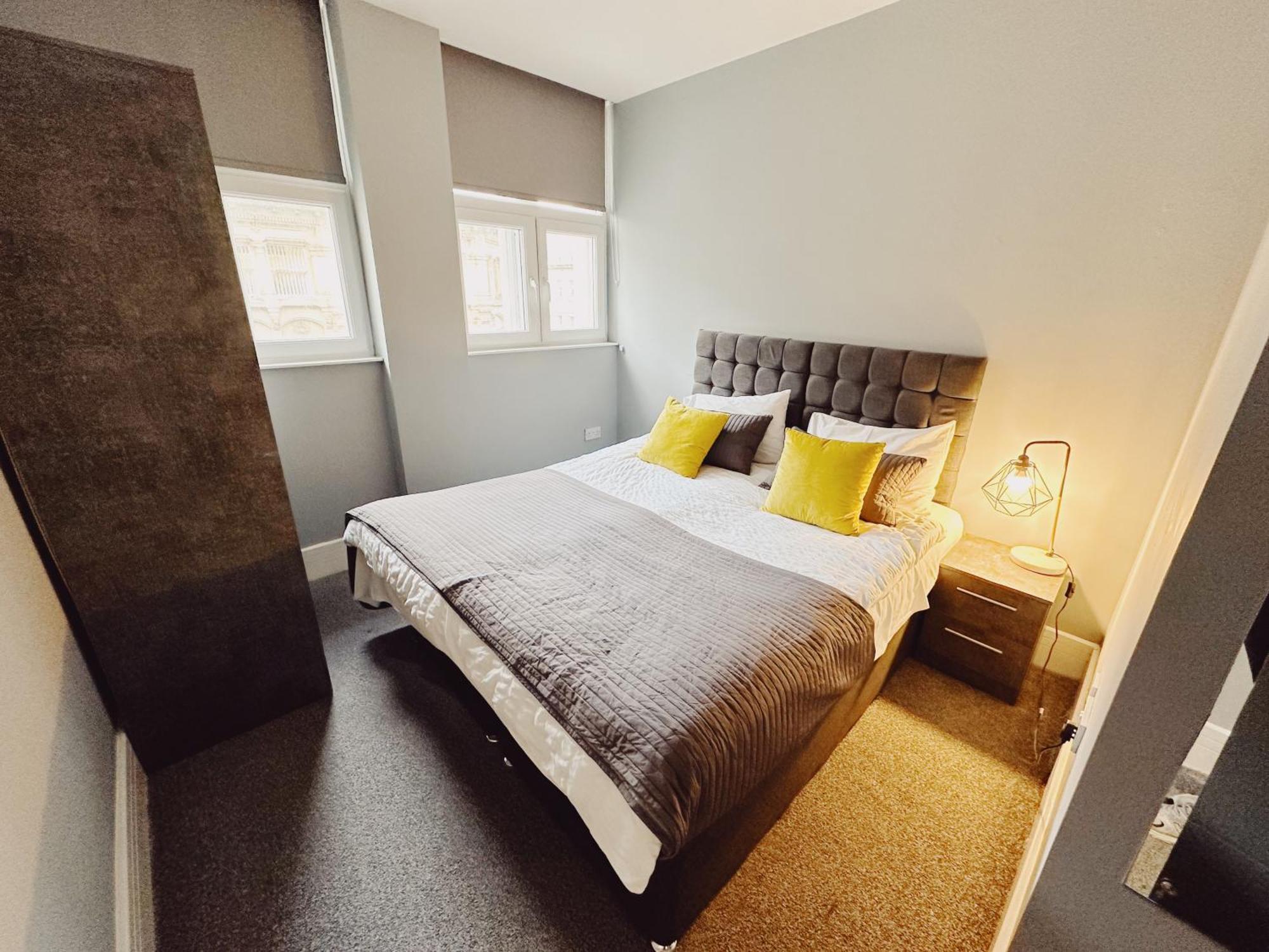 3 Bedroom Apartment In The Heart Of Newcastle - Modern - Sleeps 6 Exterior photo